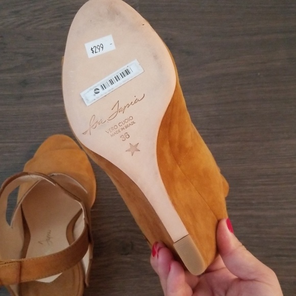 Vero Cuoio Suede Wedges NWT Size 36 - Picture 4 of 4